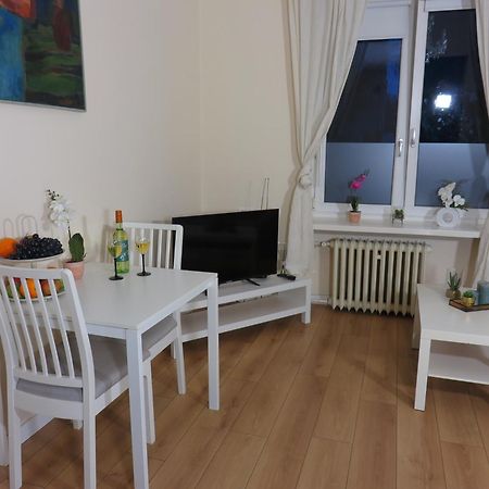 Apartament Dolny Mokotow ワルシャワ エクステリア 写真